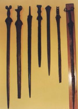 miecze z epoki brązu